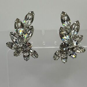 Vintage Weiss Clear Rhinestone Leaf Spray Clip-On Earrings Signed‎ Statement